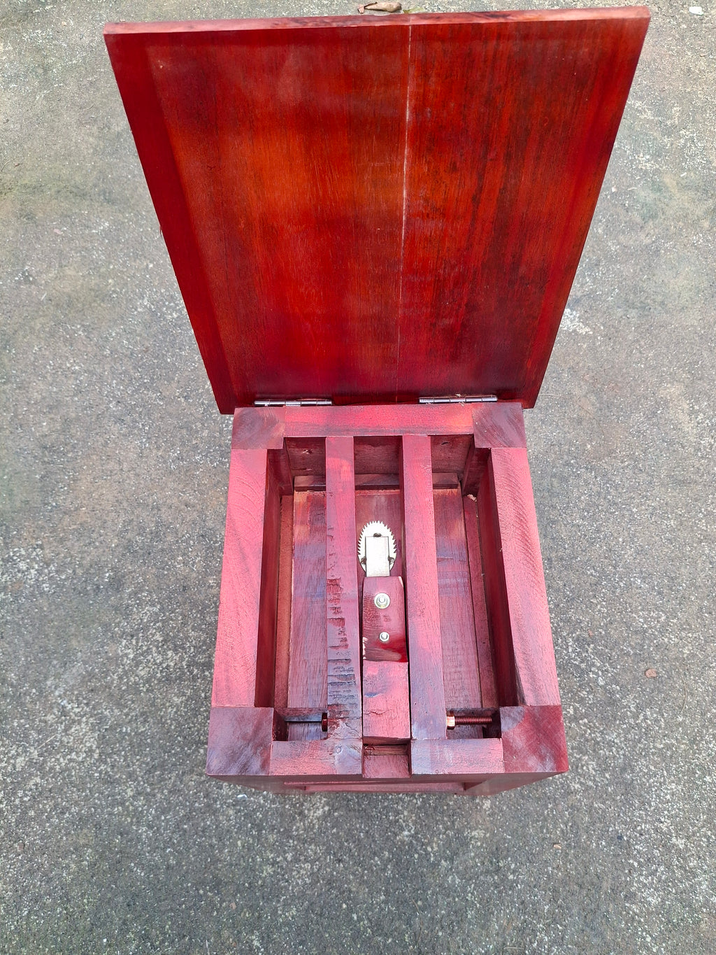 Wooden Stool Coconut Scraper, Stool Chirava, Coconut grater